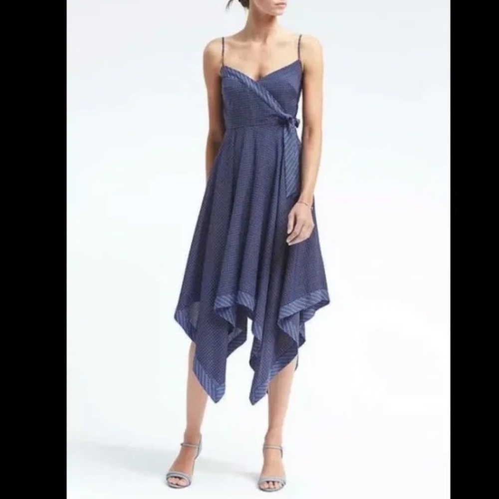 BANANA REPUBLIC Women's Size 2P Navy Blue Handkerchief Dress Strappy